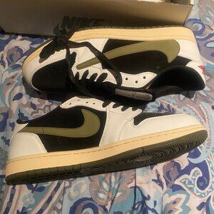 Jordan 1 Travis Scott